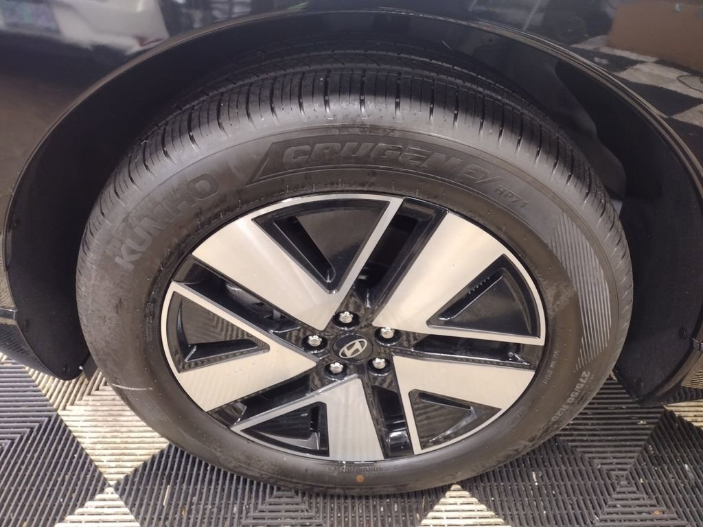 New 2026 Hyundai Ioniq 9 SEL image 5