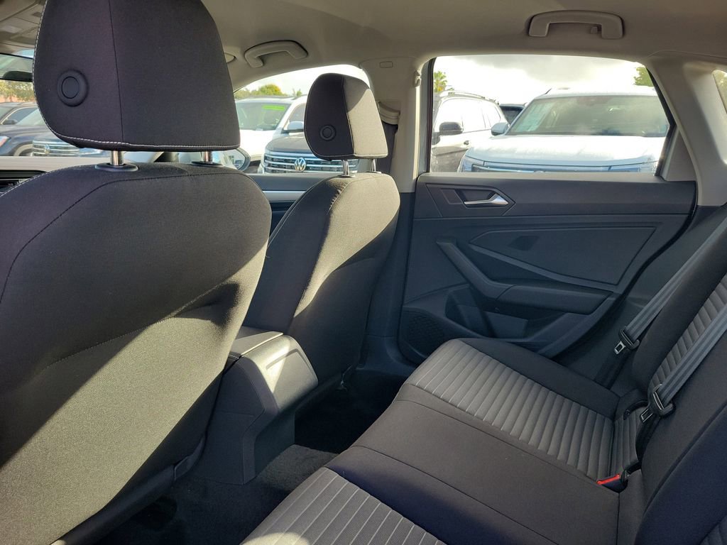 Used 2024 Volkswagen Jetta S image 7