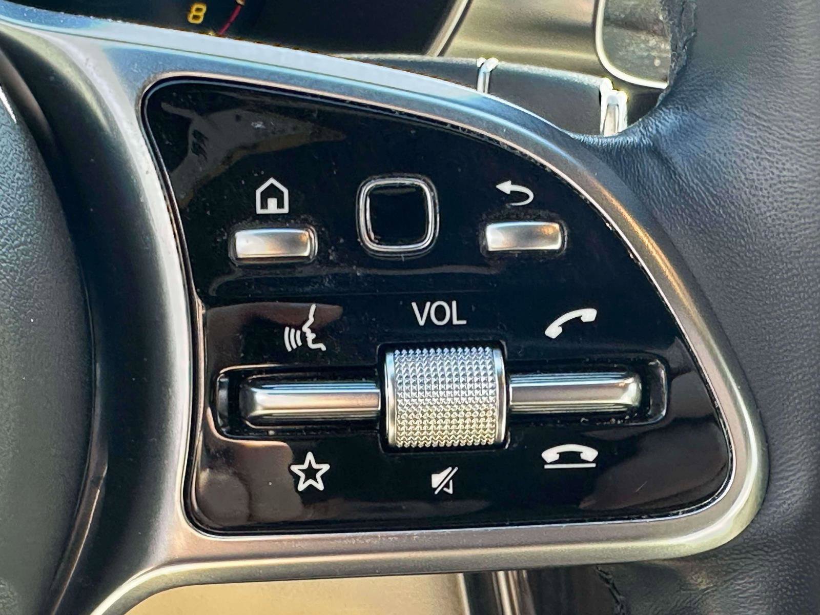 Certified 2023 Mercedes-Benz C 300 4MATIC Cabriolet image 15