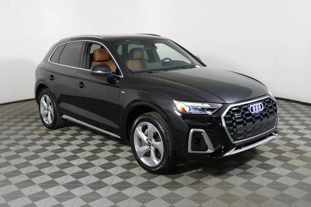 Certified 2025 Audi Q5 2.0T Premium Plus w/ Premium Plus Package