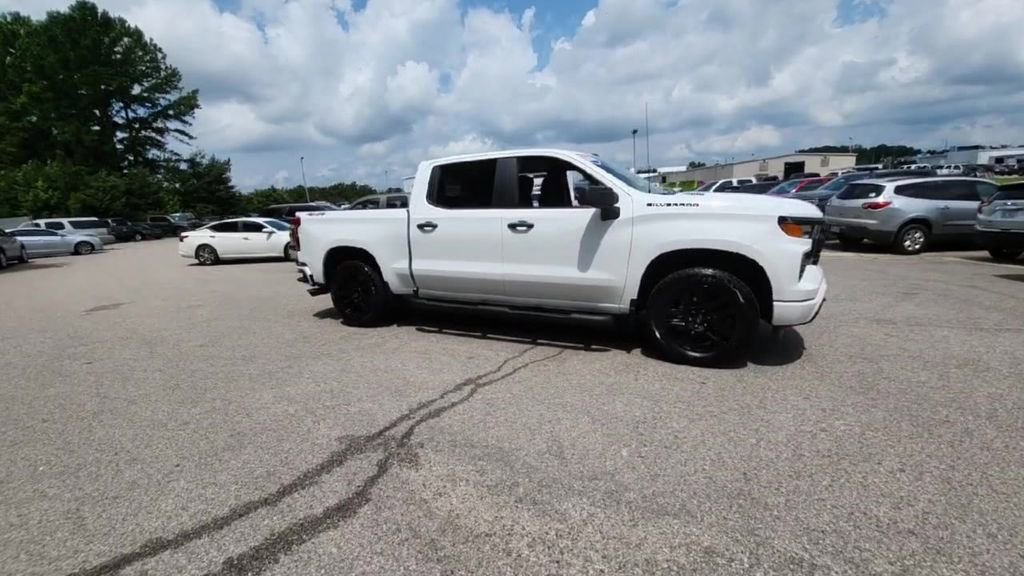 Certified 2025 Chevrolet Silverado 1500 Custom w/ Turbomax Blackout Package image 7