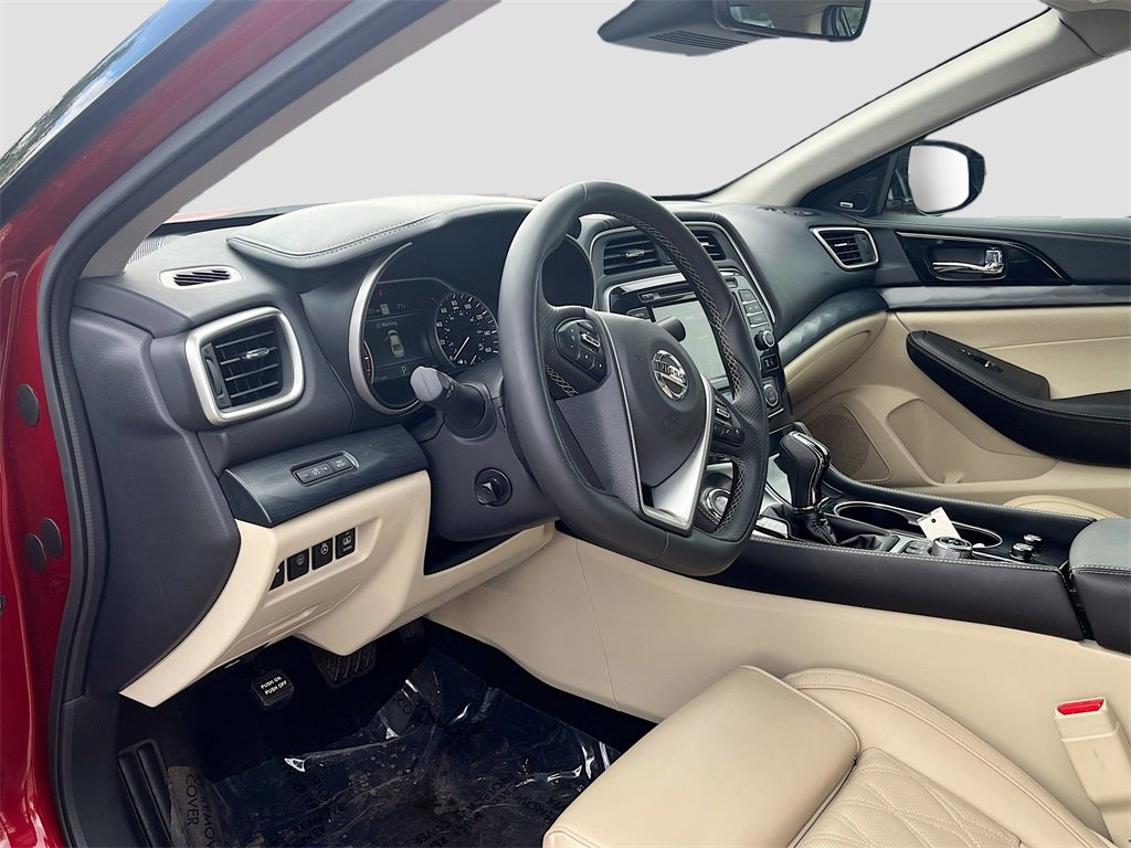 Used 2023 Nissan Maxima Platinum w/ Sport Mat Group image 9