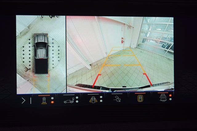 Used 2024 GMC Sierra 2500 AT4 w/ AT4 Premium Plus Package image 57