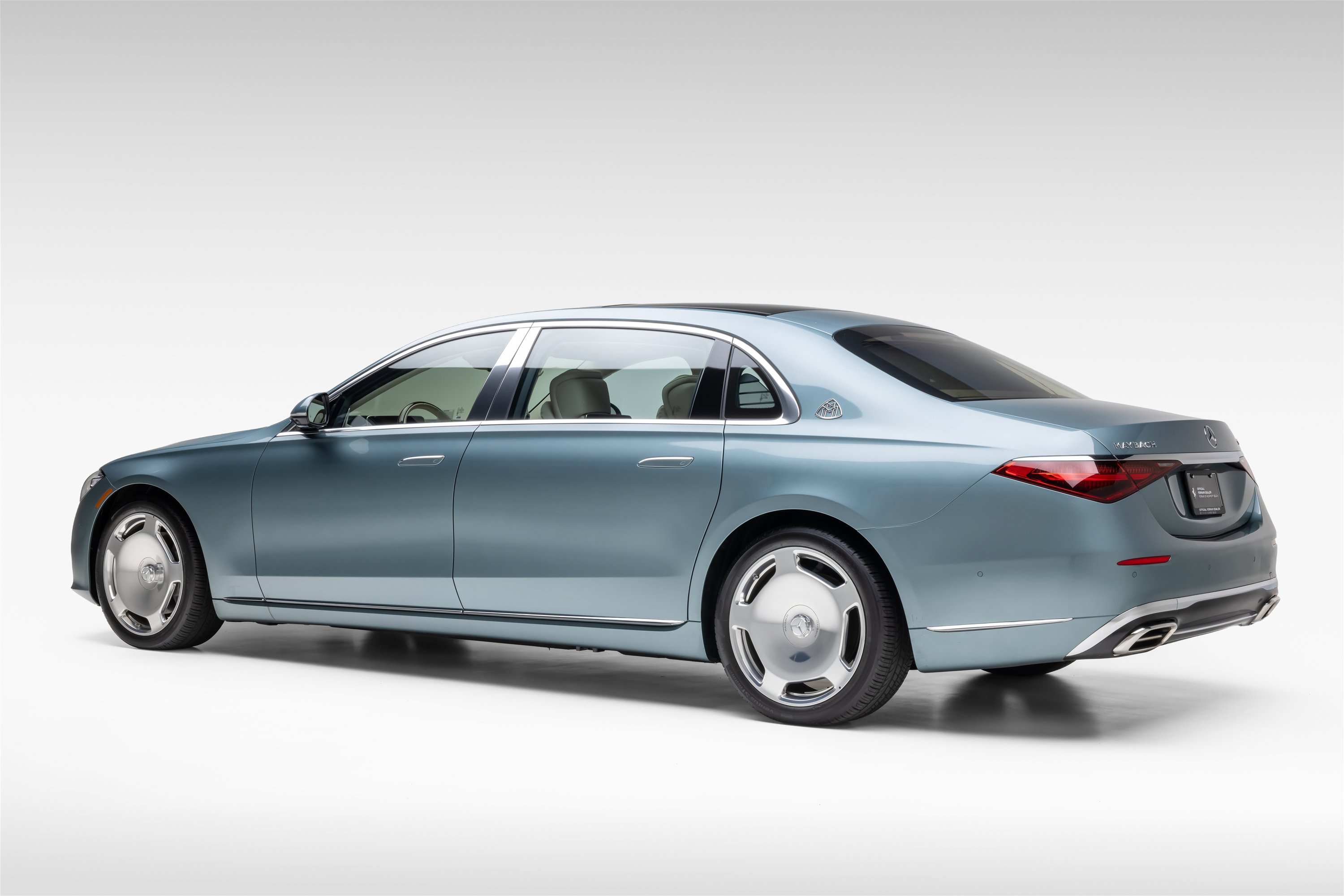 Used 2026 Mercedes-Benz Maybach S 580 4MATIC image 4