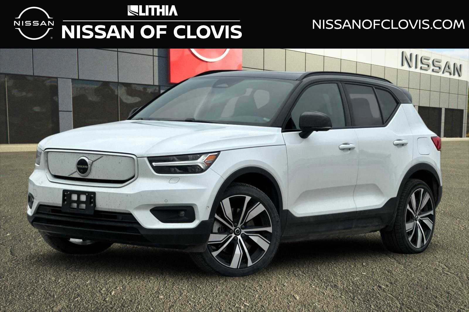 Used 2022 Volvo XC40 P8 Recharge Plus