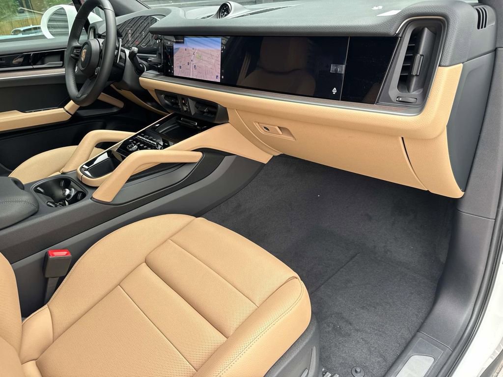 New 2026 Porsche Cayenne E-Hybrid AWD/4WD image 18
