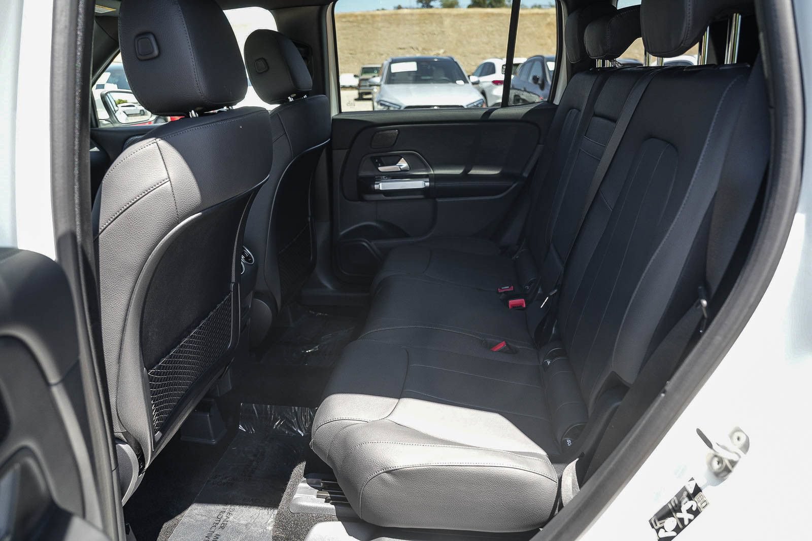 New 2026 Mercedes-Benz GLB 250 4MATIC image 18
