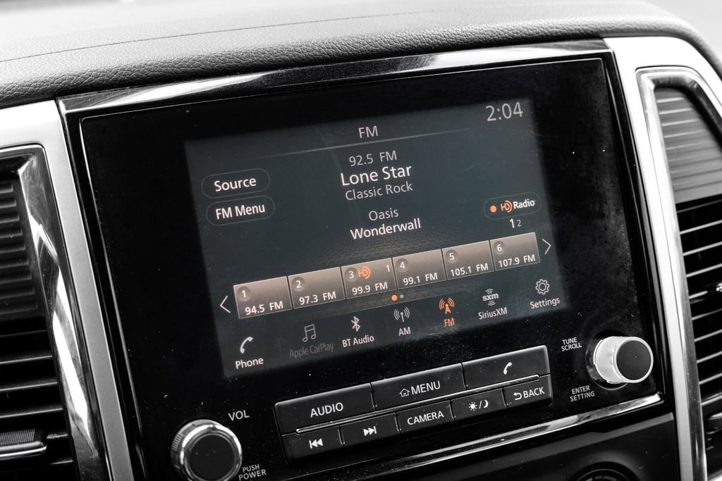 Used 2021 Nissan Titan SV image 27