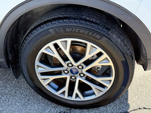 Certified 2022 Ford Escape SEL image 5