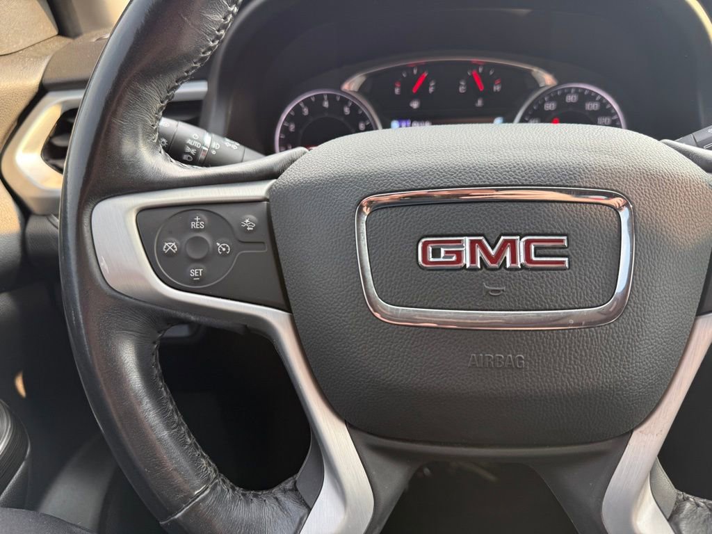 Used 2018 GMC Acadia SLT w/ LPO, Floor Liner Package image 27