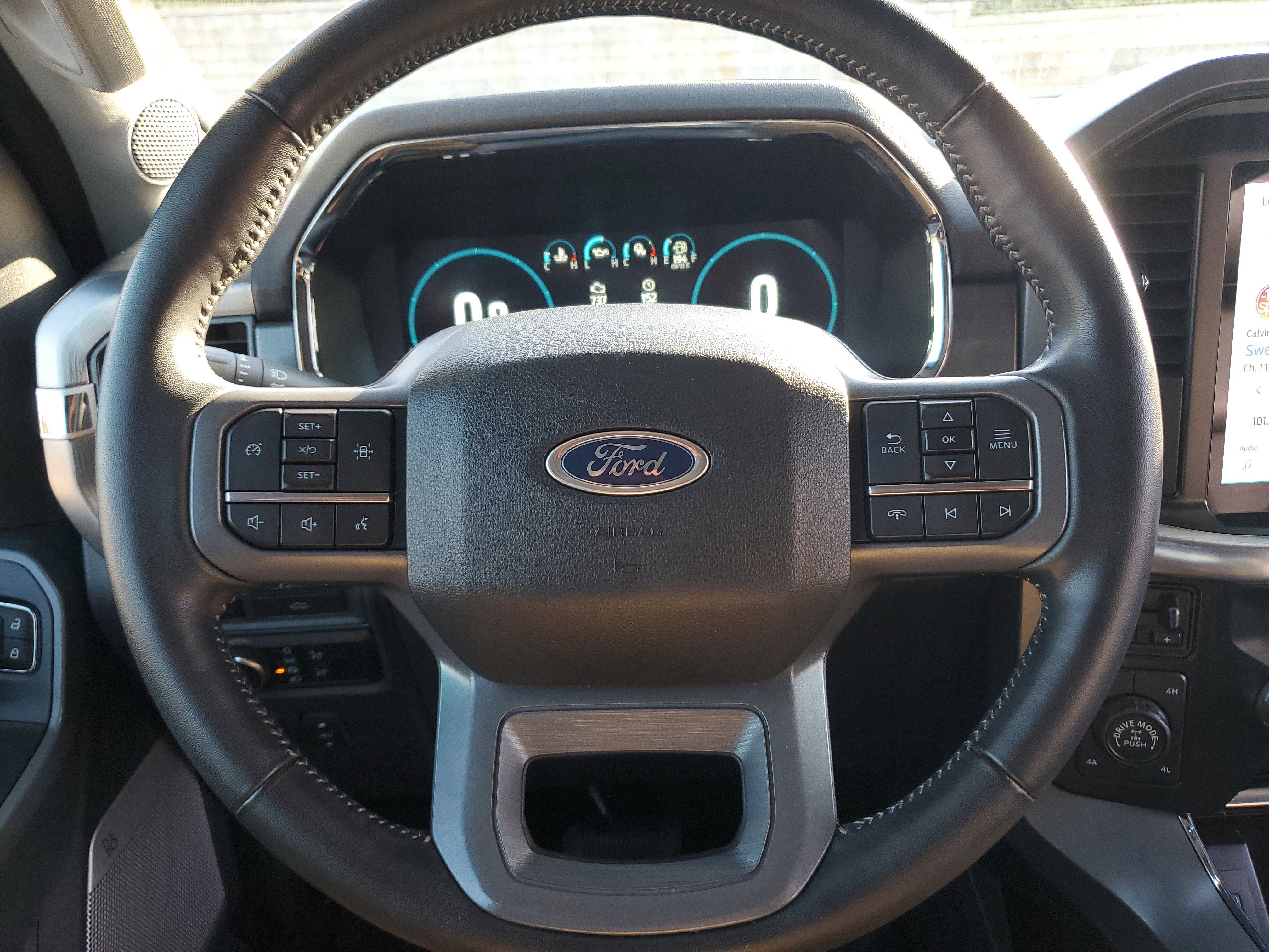 Used 2023 Ford F150 Lariat w/ FX4 Off-Road Package image 20