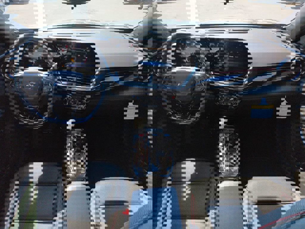 New 2026 Chevrolet Trax RS w/ Sunroof Package image 7