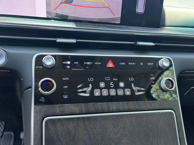 Used 2025 Genesis GV80 2.5T Select image 29