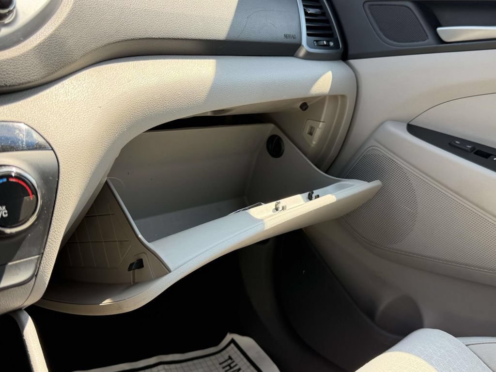 Used 2018 Hyundai Tucson SE AWD/4WD image 33