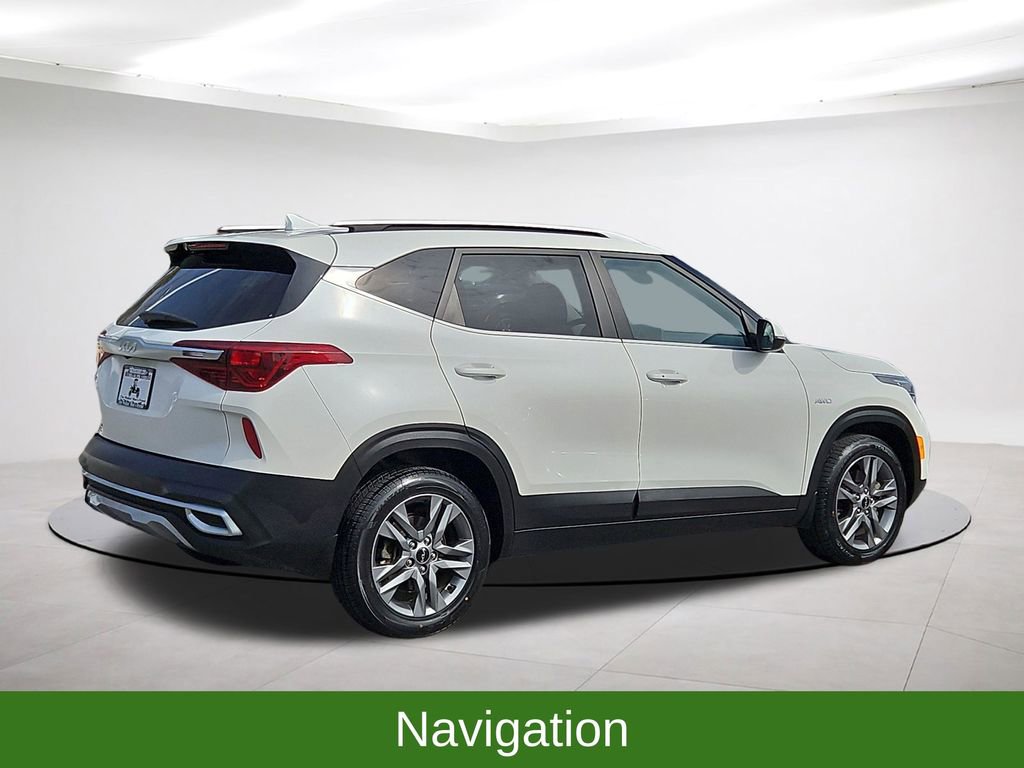 Used 2023 Kia Seltos S w/ Navigation Package image 7