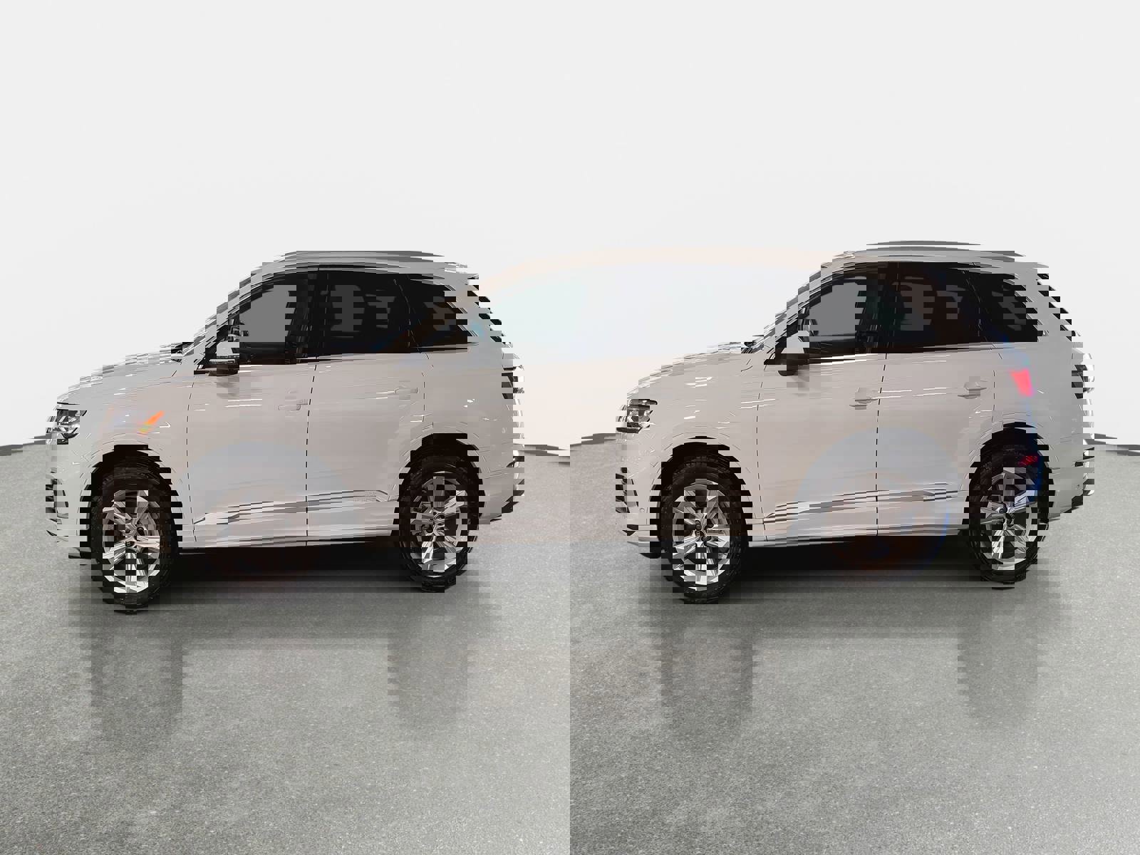 Used 2023 Audi Q7 2.0T Premium Plus w/ Premium Plus Package image 8