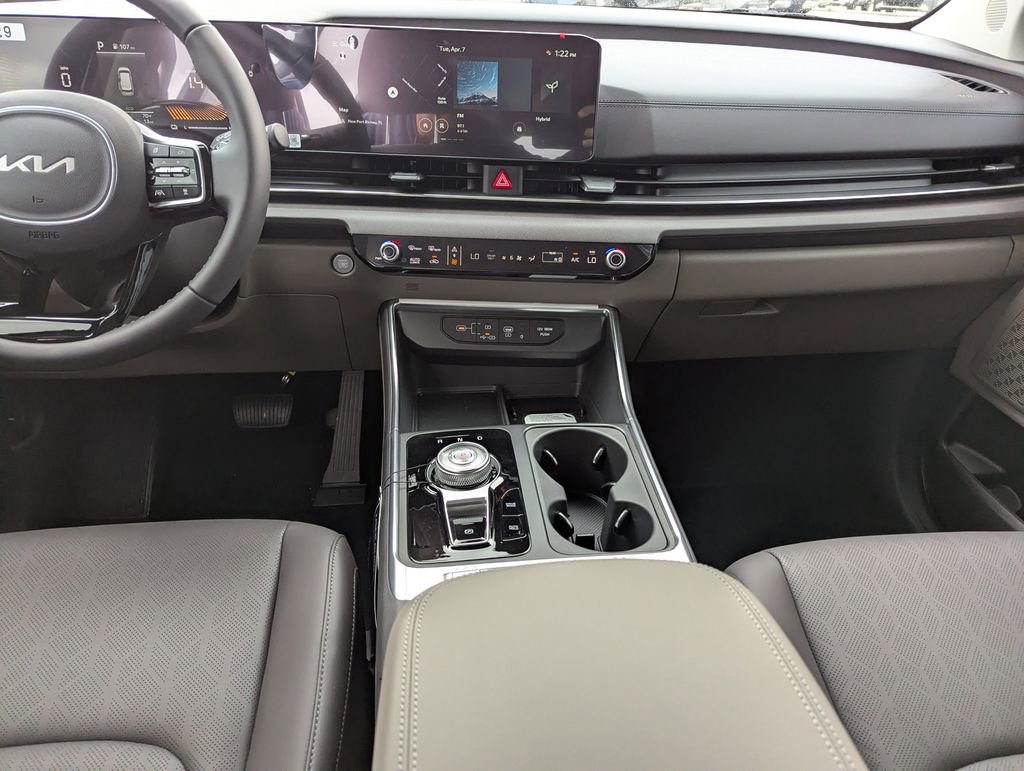 New 2026 Kia Carnival EX FWD image 15