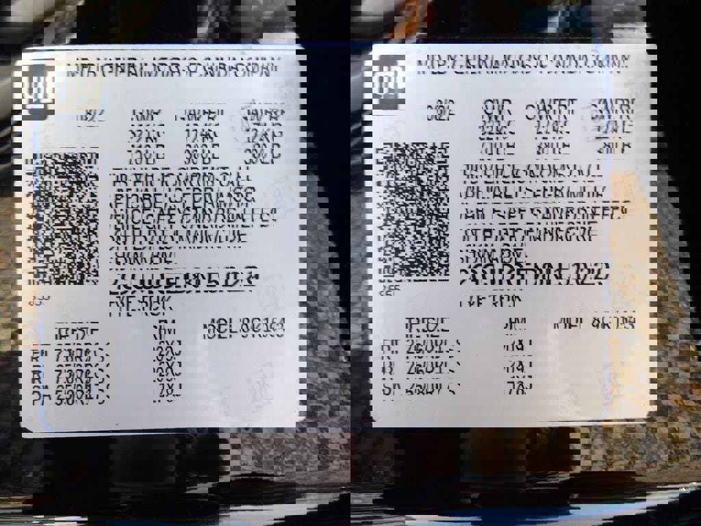 Used 2022 Chevrolet Silverado 1500 LTZ w/ Z71 Off-Road Package image 32