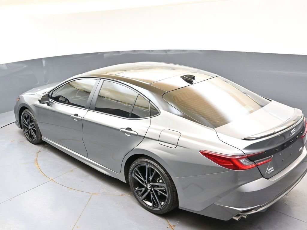 Used 2025 Toyota Camry XSE AWD/4WD image 39