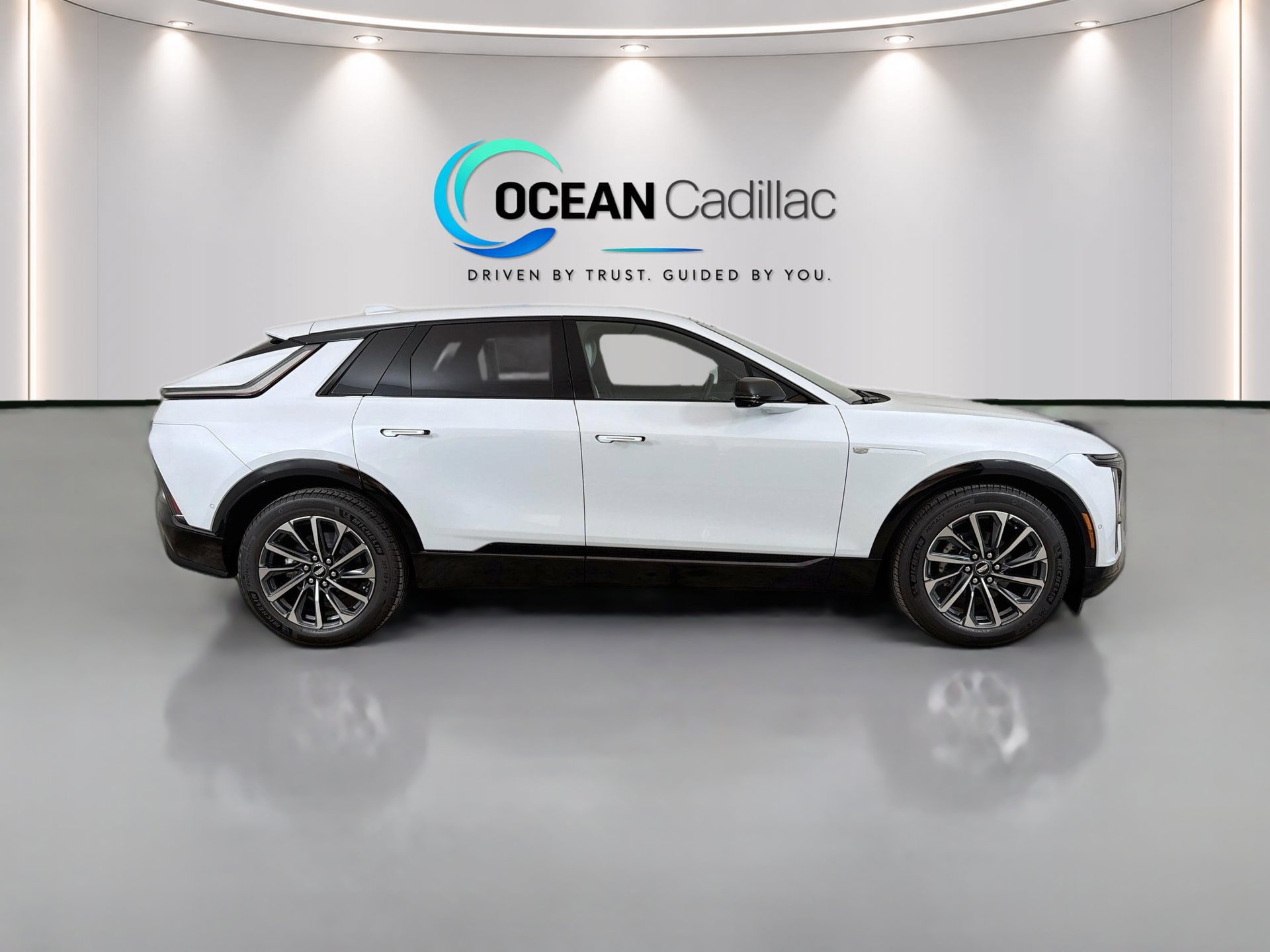 New 2027 Cadillac Lyriq Sport RWD image 6
