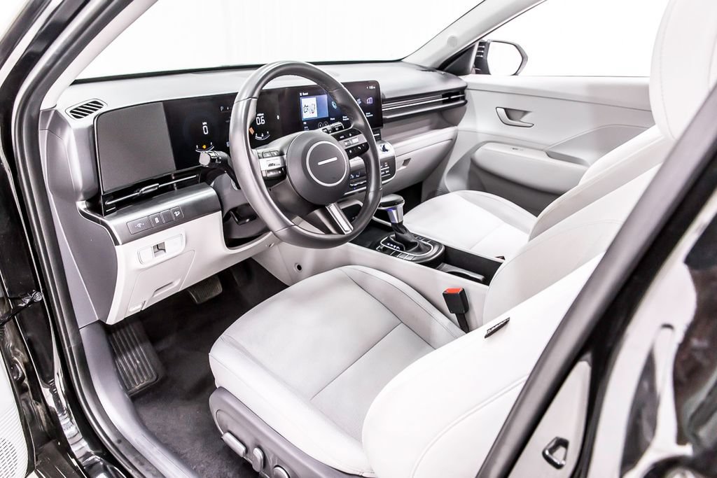 Used 2024 Hyundai Kona SEL FWD image 25