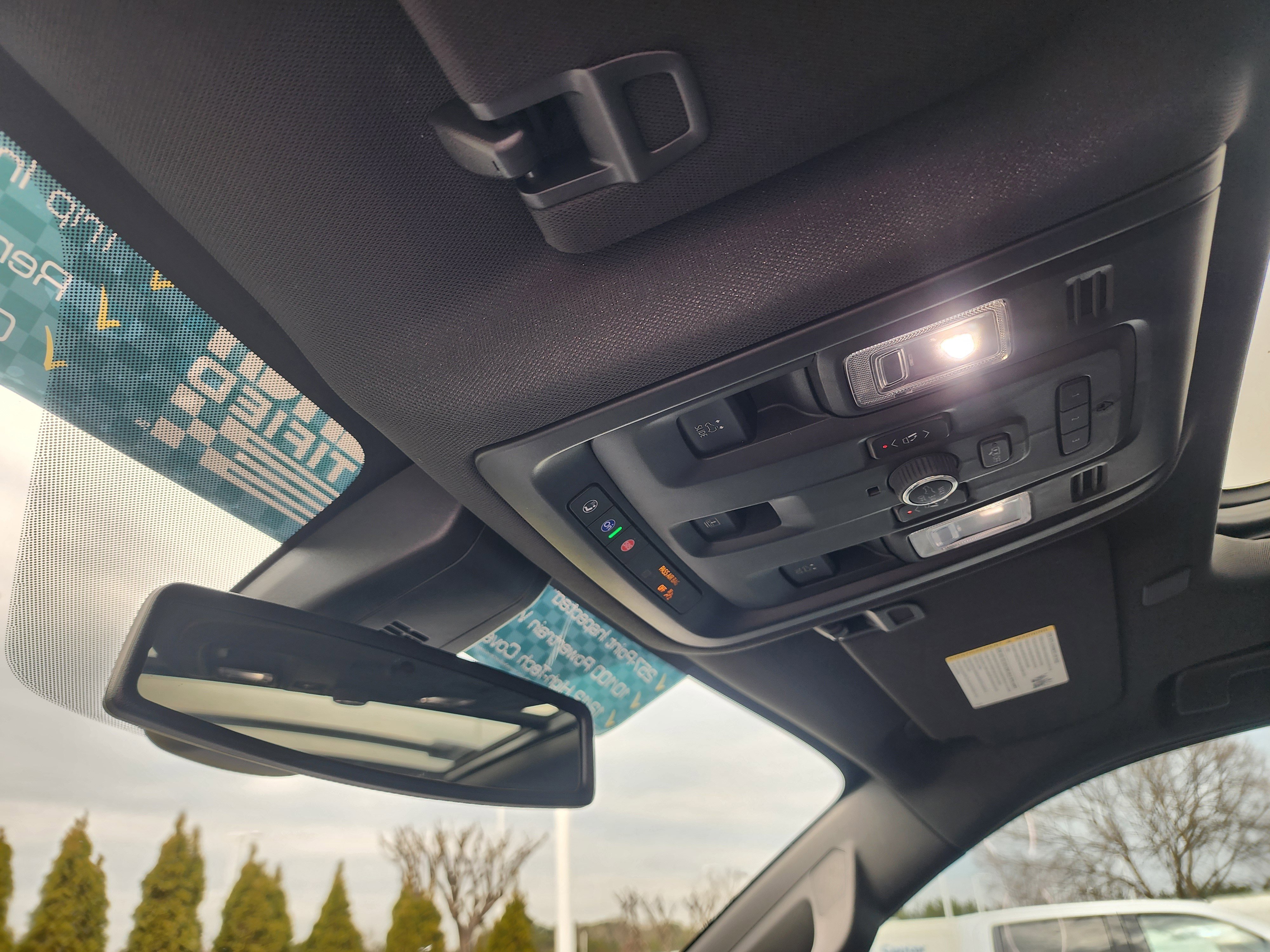 Used 2022 Chevrolet Tahoe Z71 w/ Z71 Off-Road Package image 37