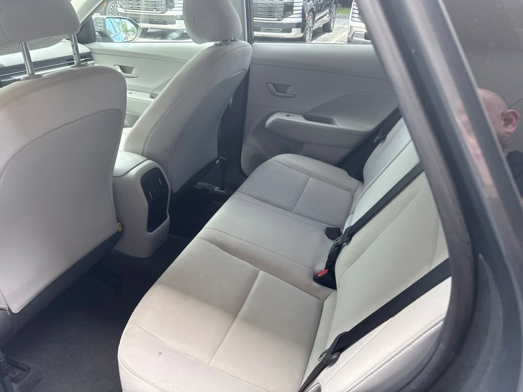 Used 2025 Hyundai Kona SEL FWD image 24