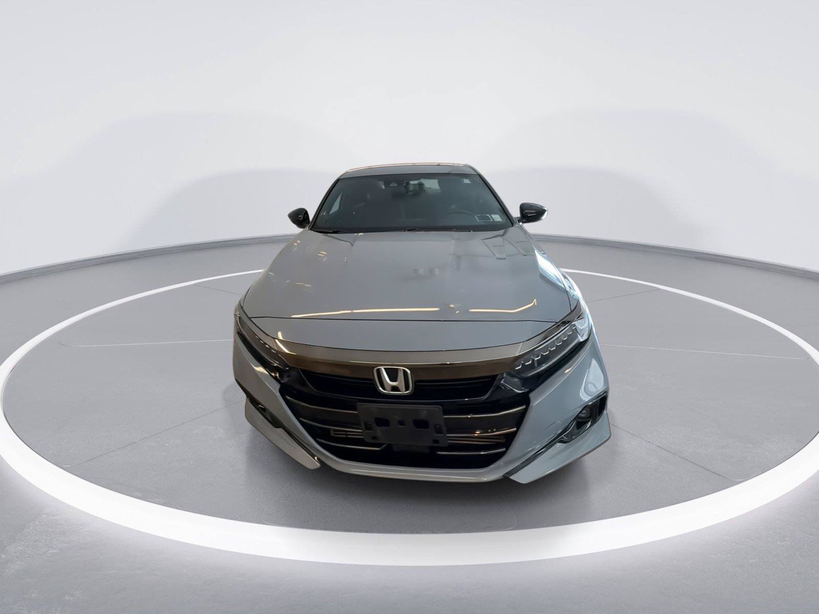 Used 2022 Honda Accord Sport image 2