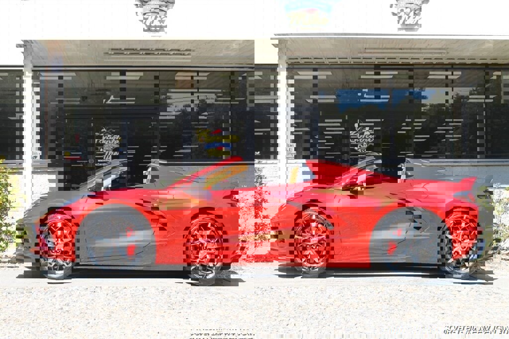 Used 2021 Chevrolet Corvette Stingray Premium Conv w/ Z51 Performance Package image 5