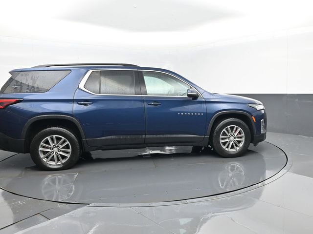 Used 2023 Chevrolet Traverse LT image 4