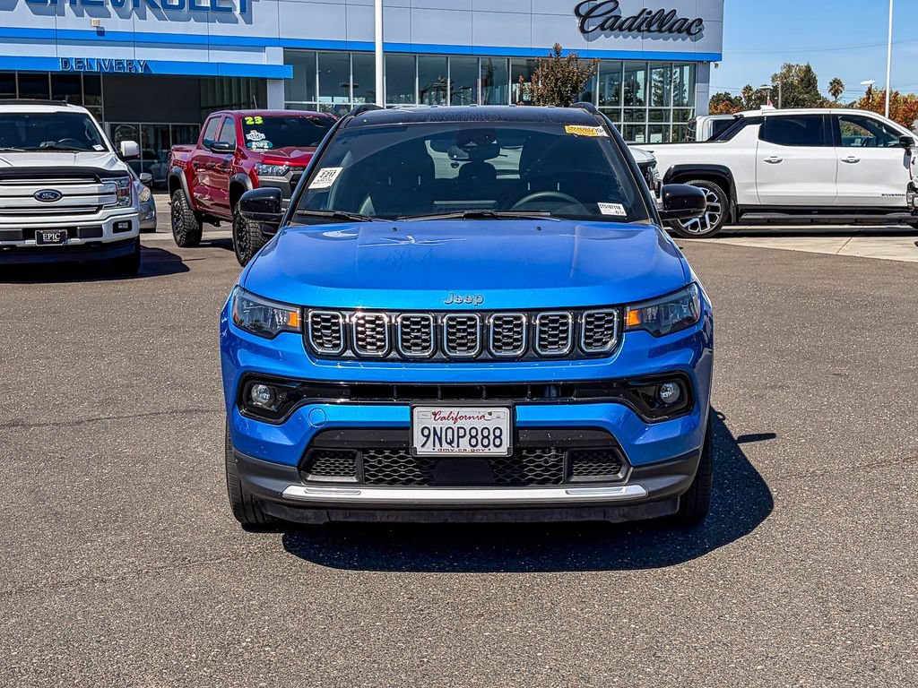 Used 2025 Jeep Compass Limited AWD/4WD image 6