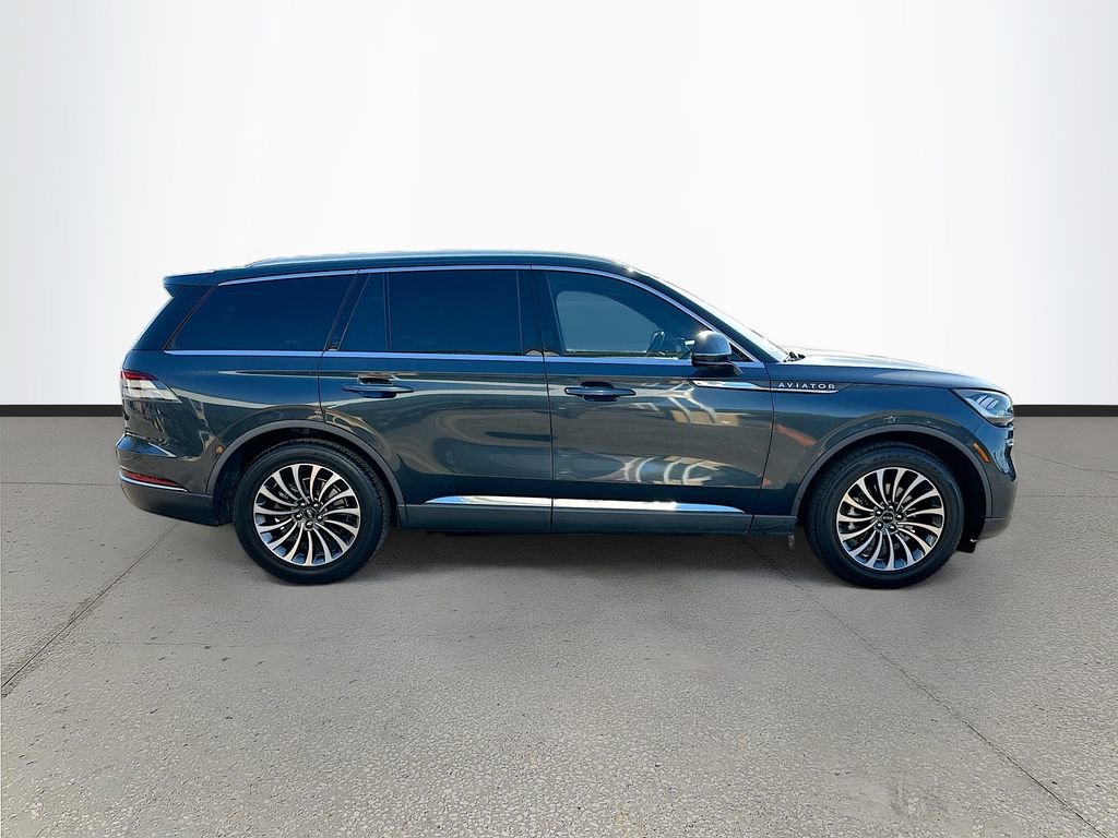 Used 2021 Lincoln Aviator Reserve w/ Elements Package Plus image 8