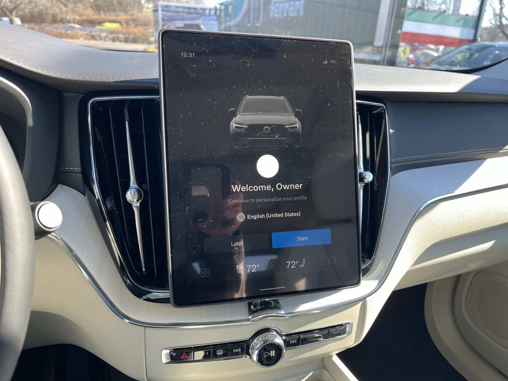 New 2026 Volvo XC60 B5 Ultra w/ Climate Package image 28