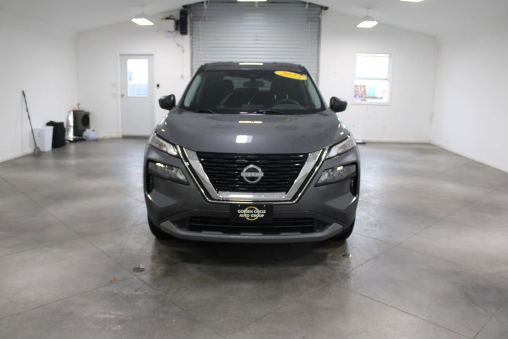 Used 2023 Nissan Rogue S image 3