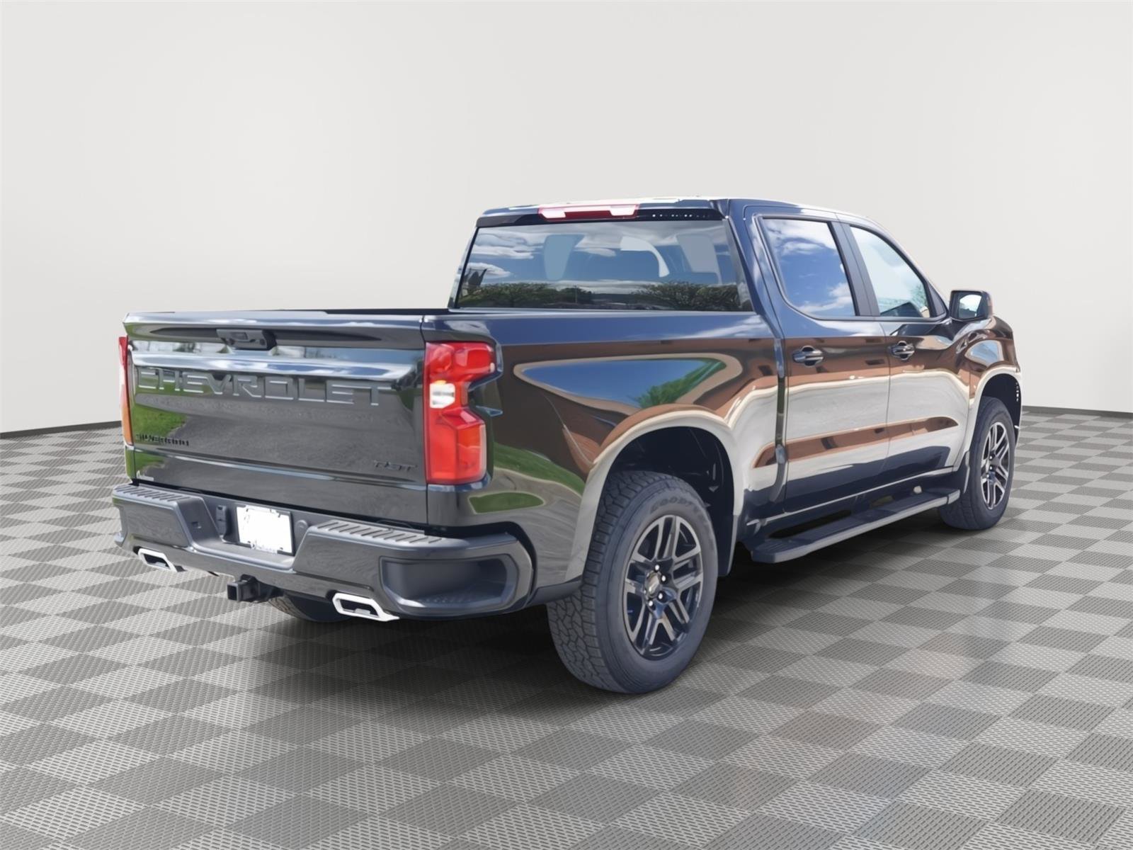 New 2026 Chevrolet Silverado 1500 RST w/ Z71 Off-Road Package AWD/4WD image 3