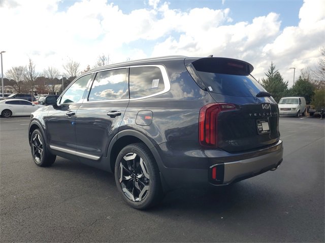 New 2025 Kia Telluride S image 6