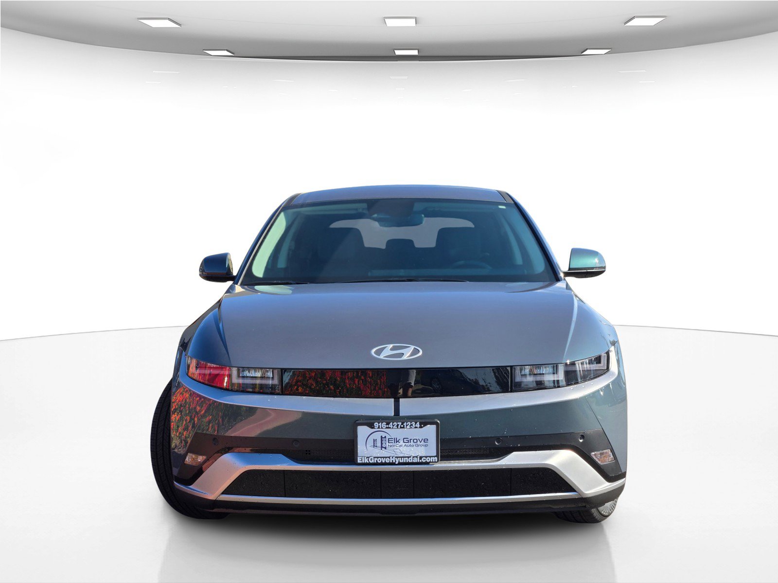 New 2026 Hyundai Ioniq 5 SEL image 2