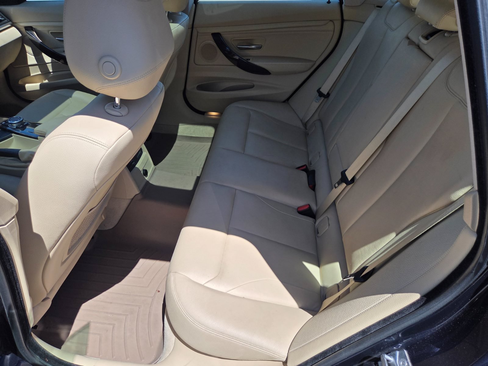 Used 2015 BMW 335i Gran Turismo xDrive AWD/4WD image 10