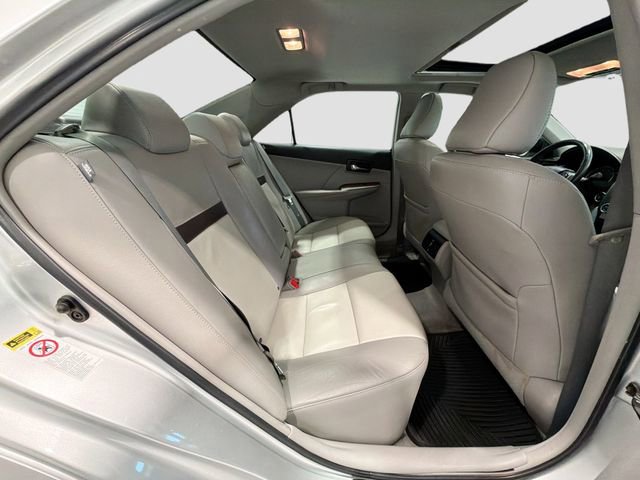 Used 2012 Toyota Camry XLE image 19