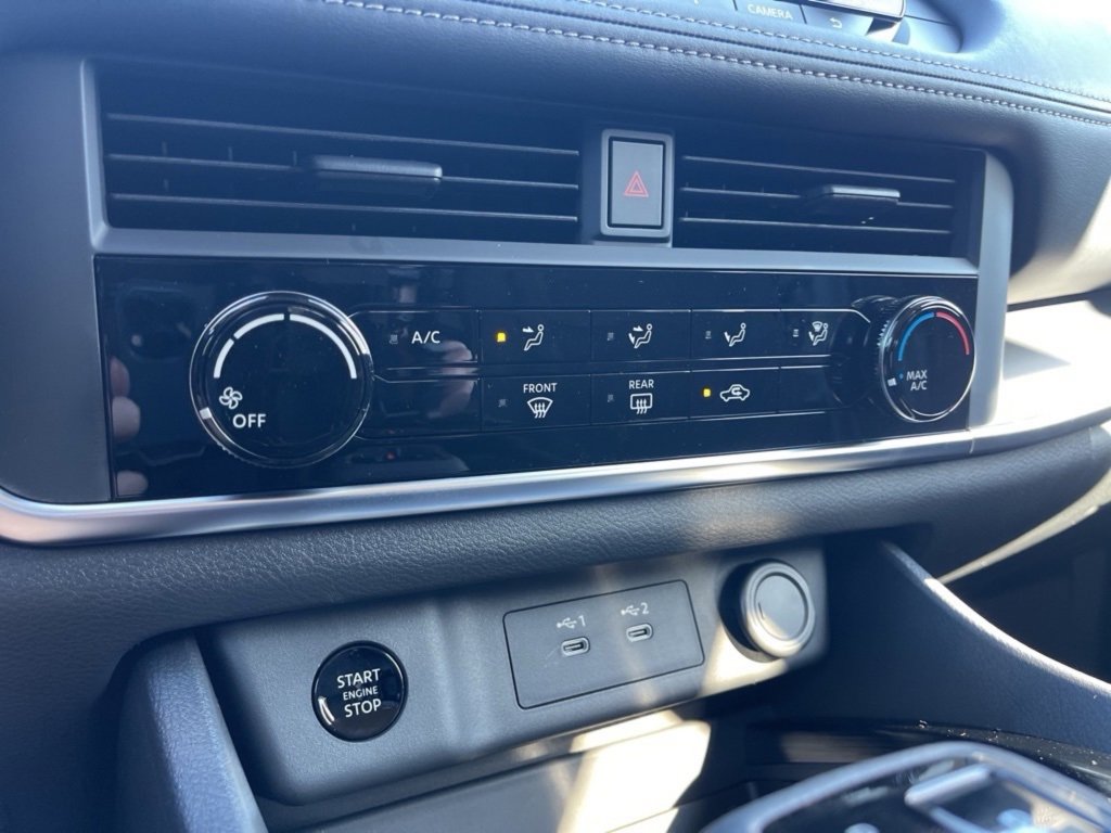 New 2026 Nissan Rogue S image 9