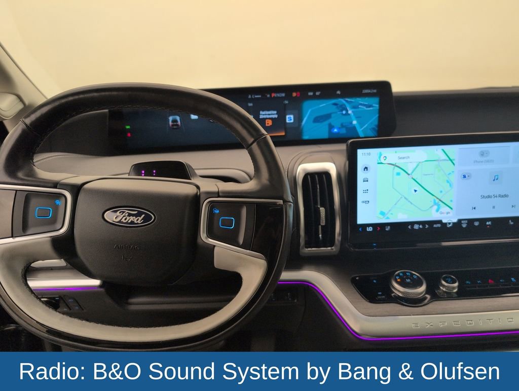 Used 2025 Ford Expedition Platinum AWD/4WD image 23