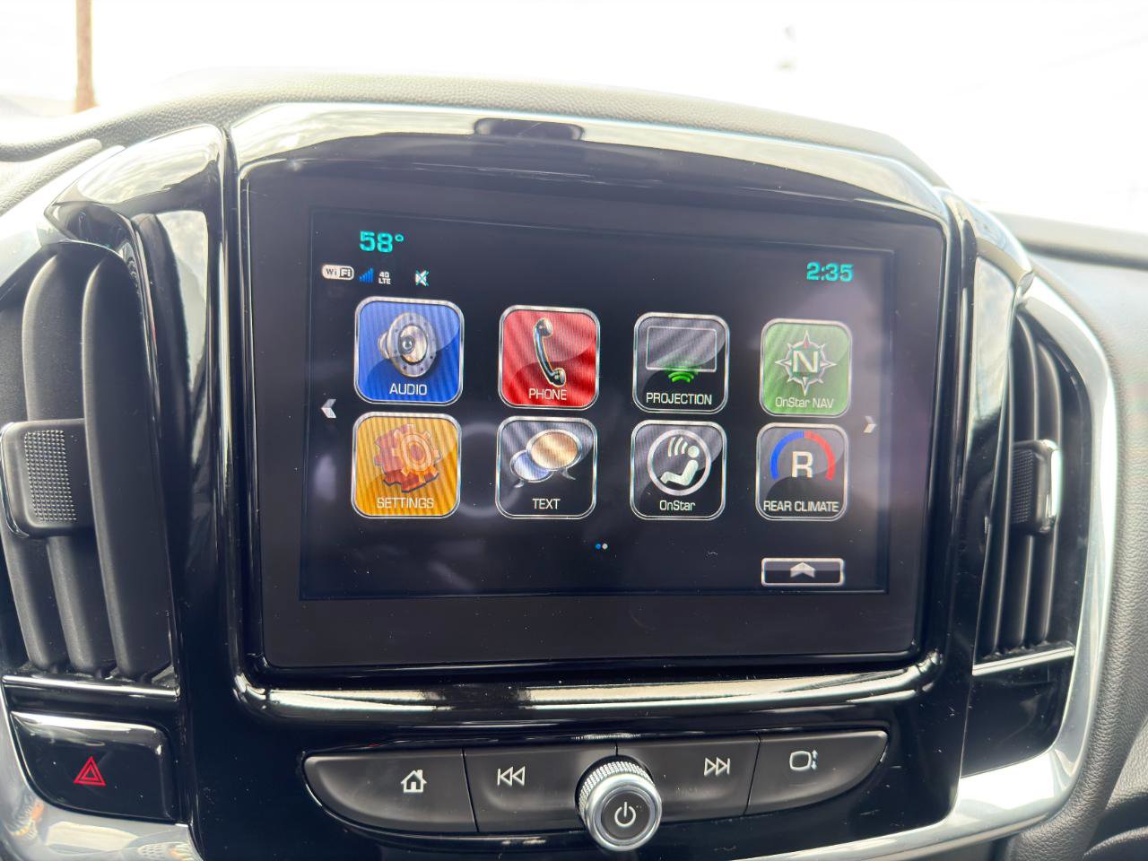 Used 2019 Chevrolet Traverse LT w/ LPO, Floor Liner Package AWD/4WD image 58