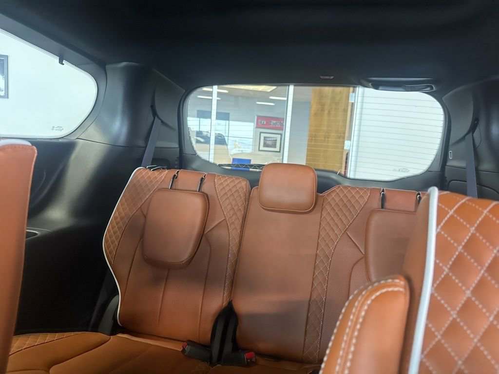 New 2026 Chrysler Pacifica Pinnacle image 35