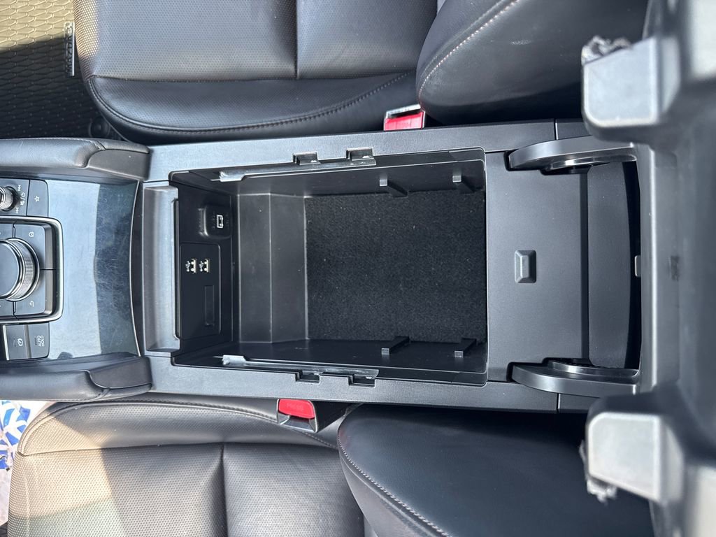 Used 2021 MAZDA MAZDA3 Hatchback w/Premium Plus Pkg image 26