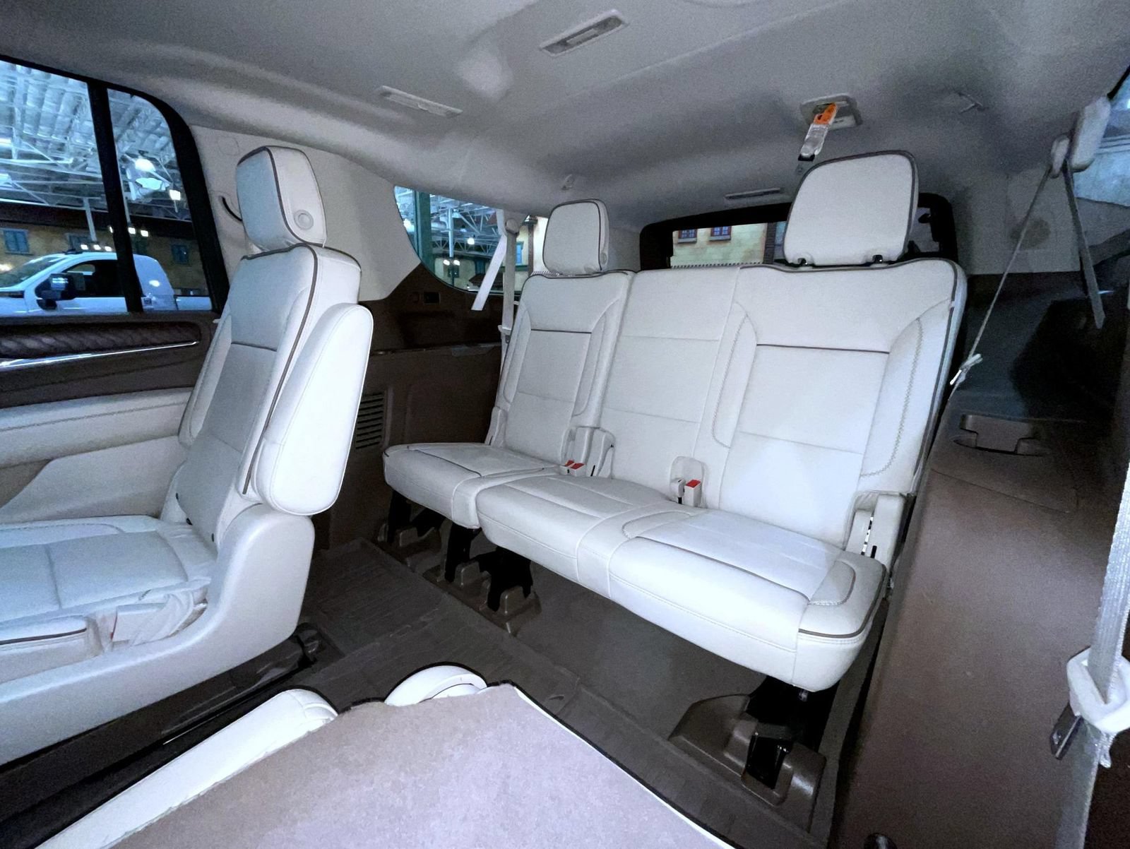 Used 2023 GMC Yukon XL Denali AWD/4WD image 20
