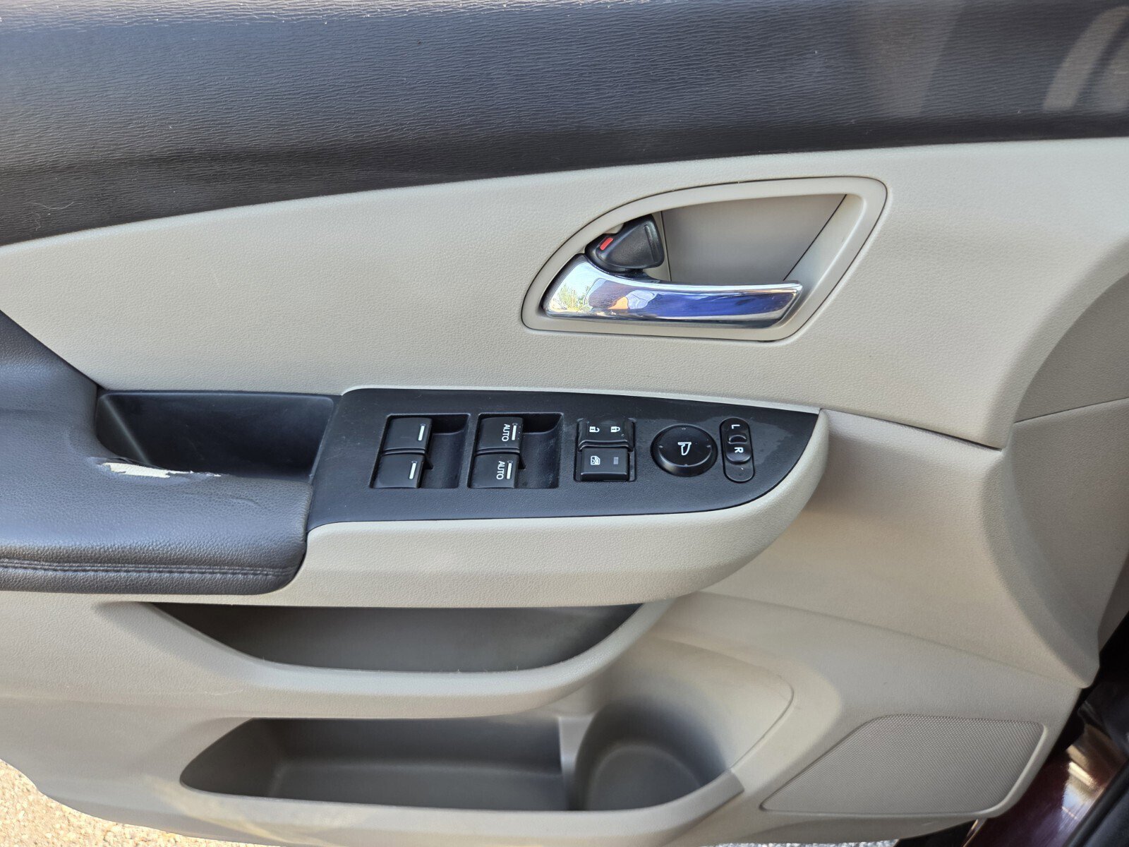 Used 2014 Honda Odyssey EX-L image 29