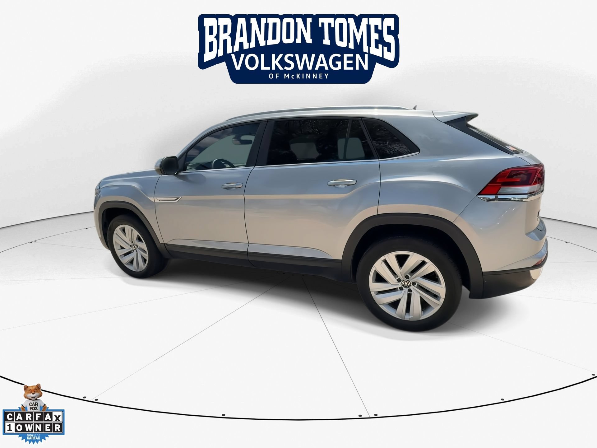 Used 2023 Volkswagen Atlas Cross Sport SE FWD image 6