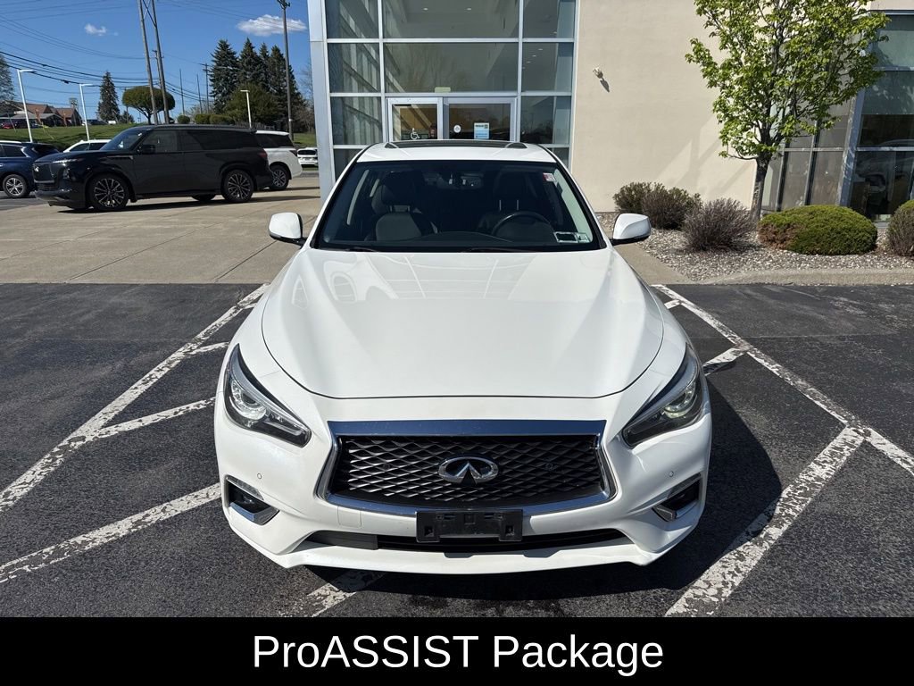Used 2018 INFINITI Q50 Luxe w/ Essential Package (3.0T Luxe) AWD/4WD image 10