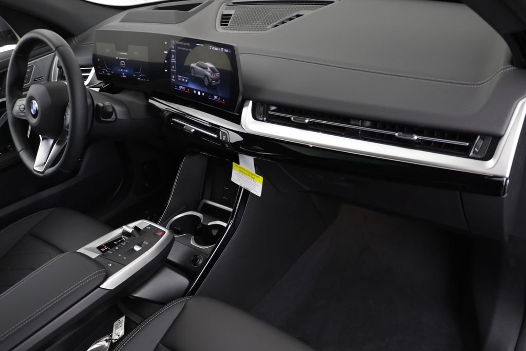New 2026 BMW X2 xDrive28i w/ Technology Package AWD/4WD image 20