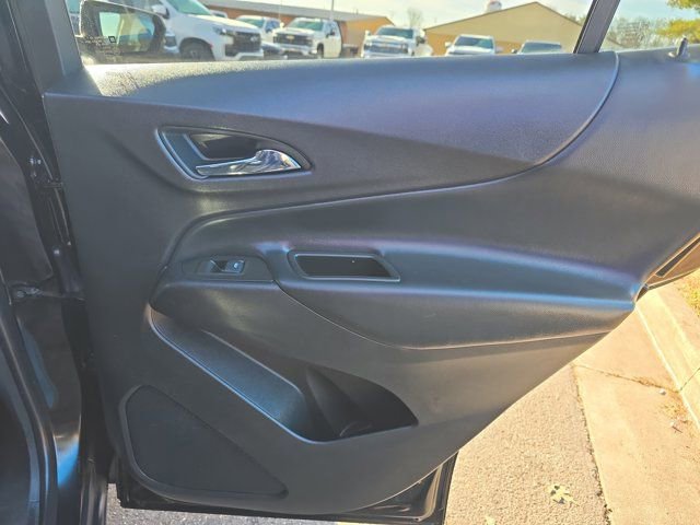 Used 2023 Chevrolet Equinox LT image 15